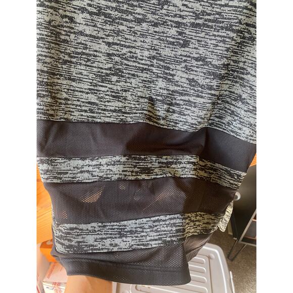 adidas Milwaukee Bucks gray short sleeve shirt - Picture 5 of 6